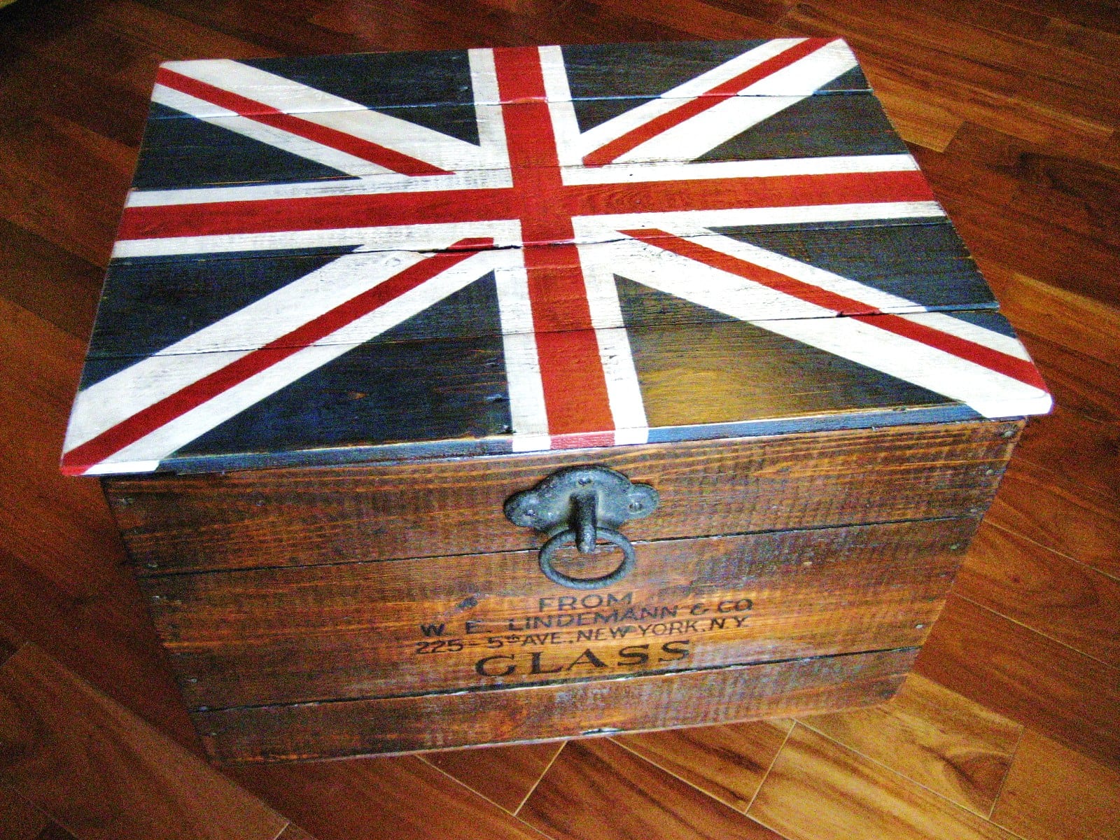 union jack trunk