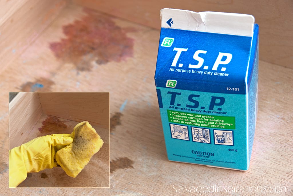 remove-stain-inside-drawers