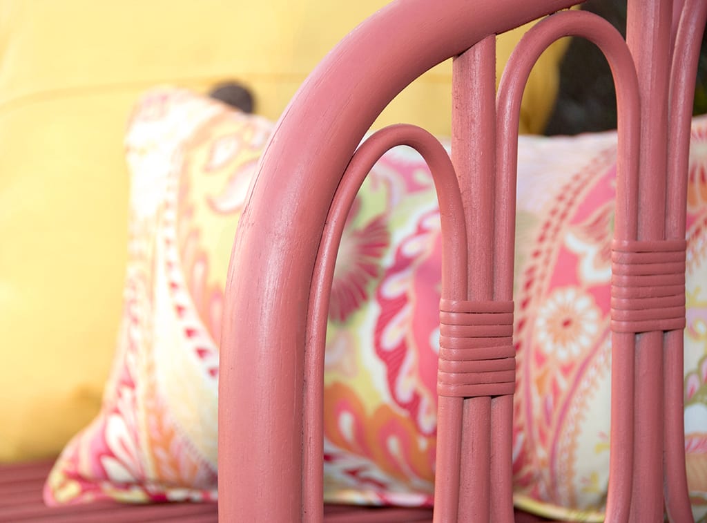 PaintingPatioFurnwChalkMineralPaint