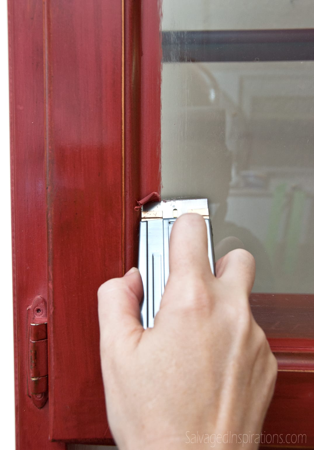 How-To-Remove-Paint-From-Glass