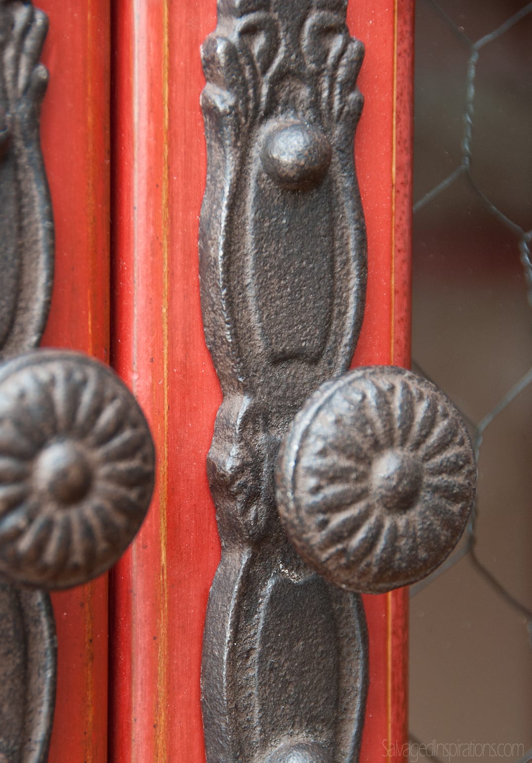 Red-Chicken-Wire-Hutch-Hardware