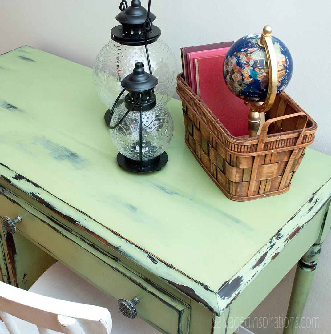Chippy-Vaseline-Distressed-Desk-Top