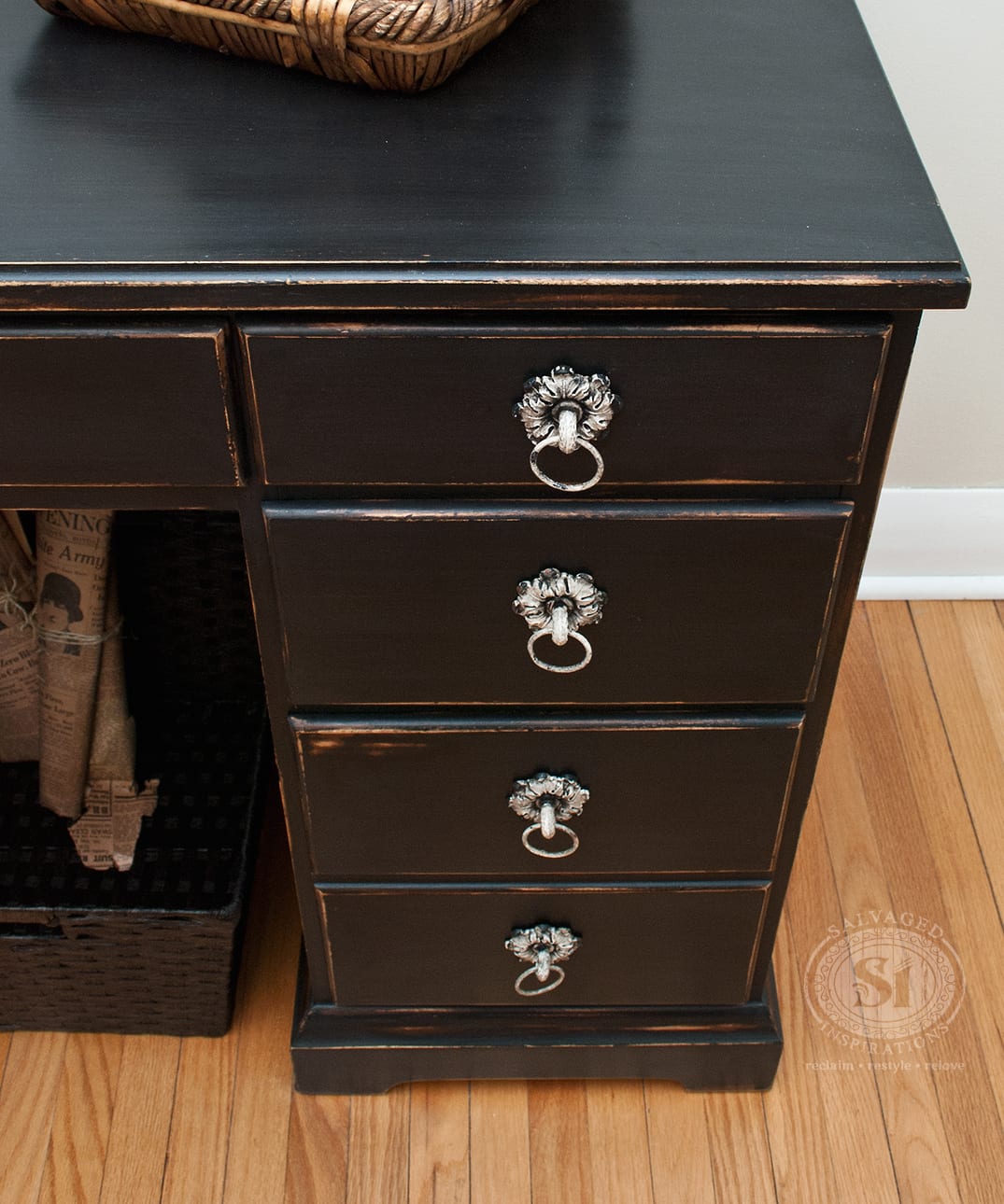 MMS-Blk-Beeswax-Distressed-Desk-1