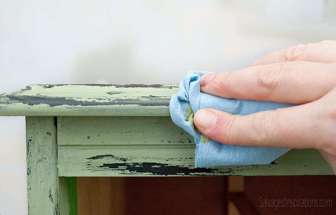 Vaseline-Disstressing-Technique