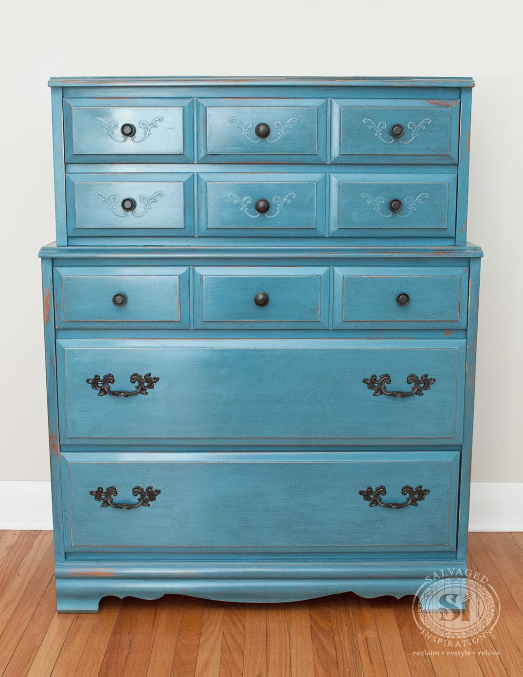 Raised-Stencil-MMS-Dresser