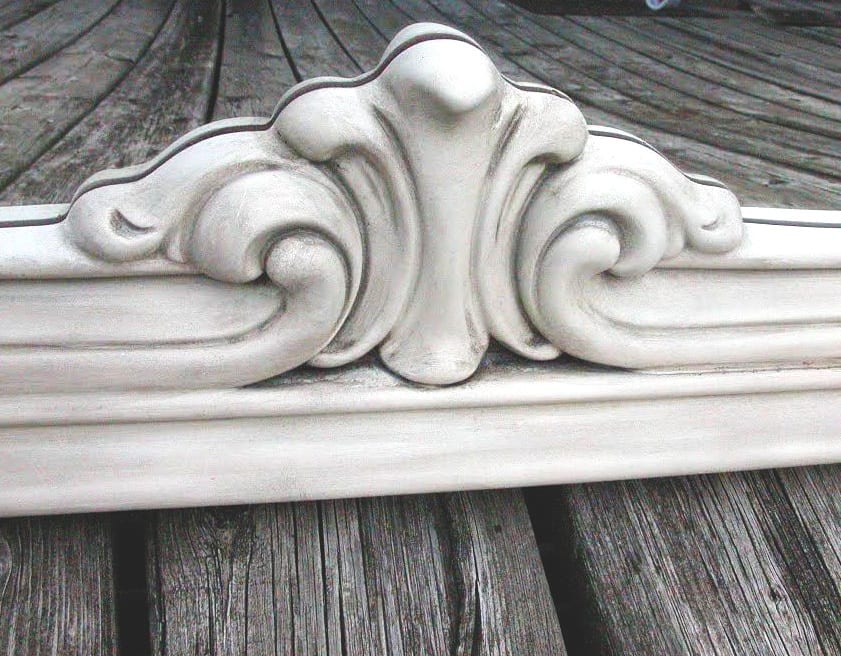 diy chalkpainted mirror closeup