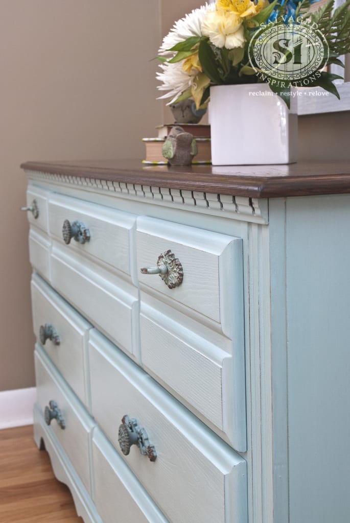 Broyhill Milk Painted Dresser - Eulalies Sky