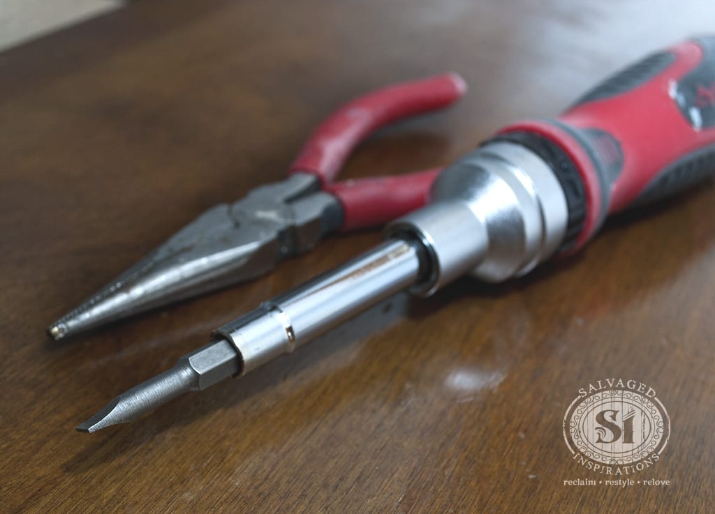 Needle Nose Pliers&Flat Head Screwdriver