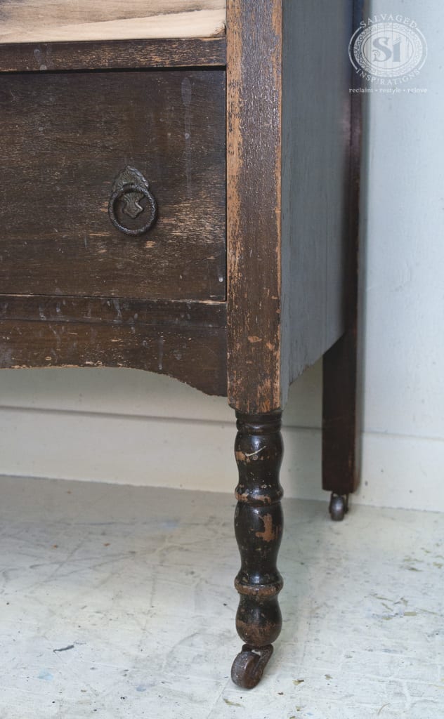 Vintage Dresser Legs&Feet
