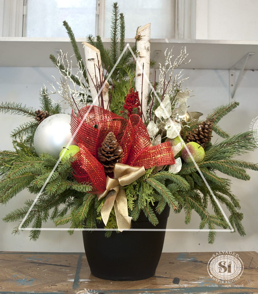 Xmas Urn - Tree Shape Design