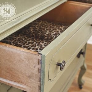 Dove Tailed Lined Dresser Drawers2