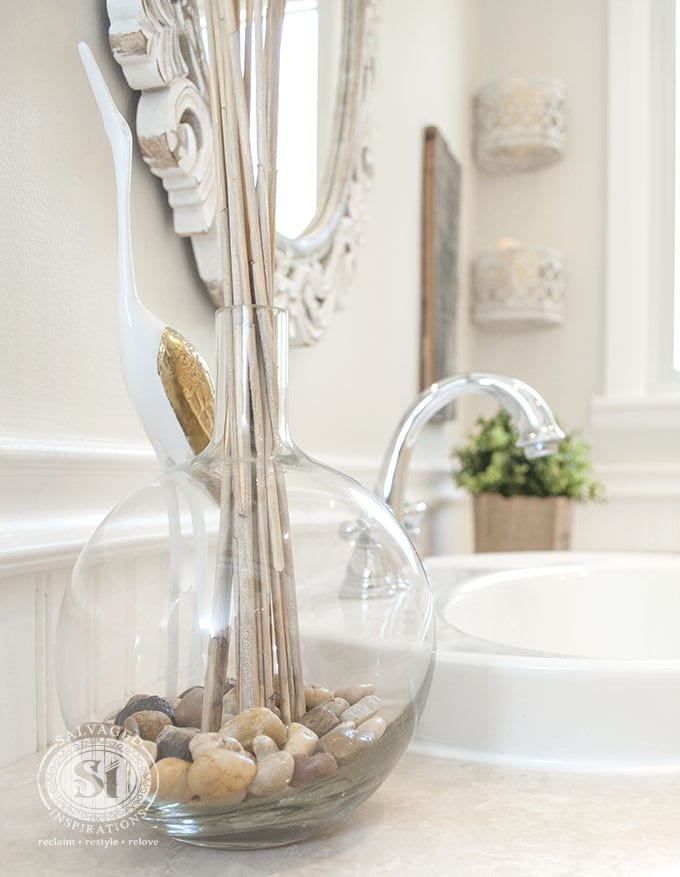 Thrift Bathroom Decor