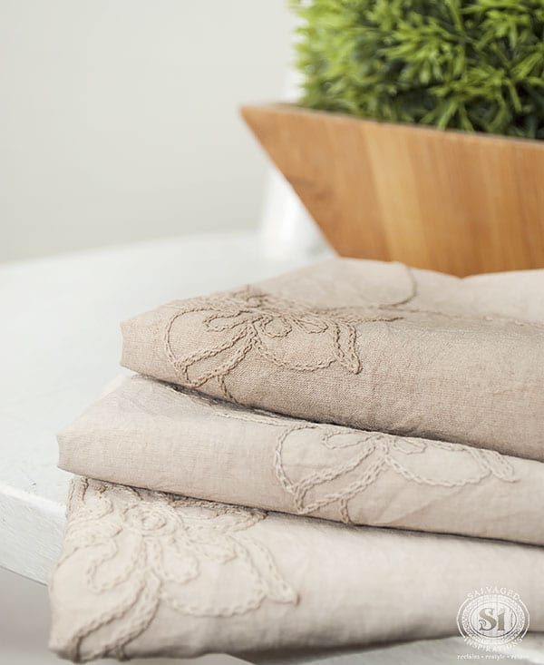 chalk-style-paint-dyed-fabric-si-blog