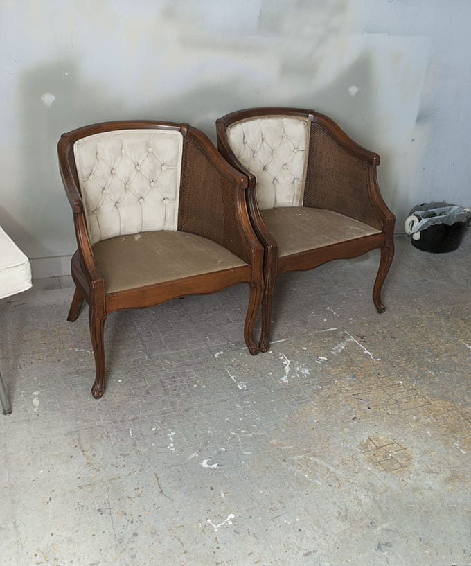 painting-velvet-fabric-on-matching-chairs