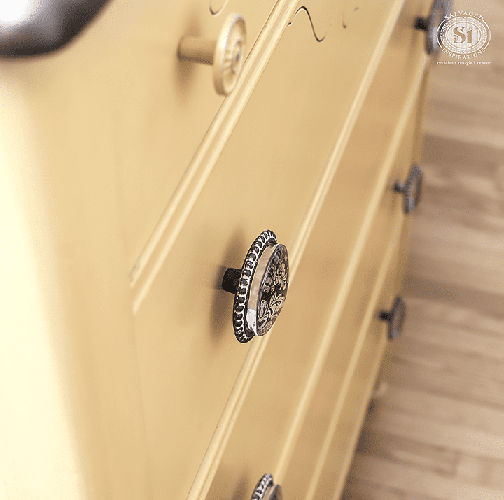 knobs-on-milk-painted-dresser-drawers2