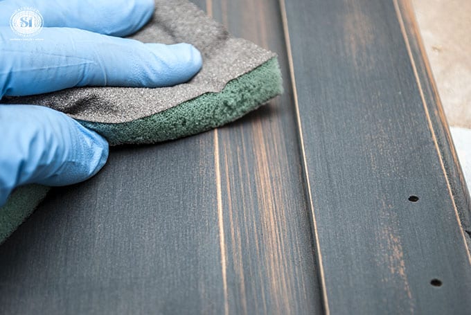 sanding-painted-furniture-for-pottery-barn-finish