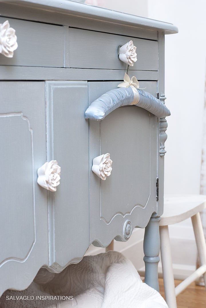 Dixie Belle Savannah Mist Blue Buffet W Floral Knobs-SI