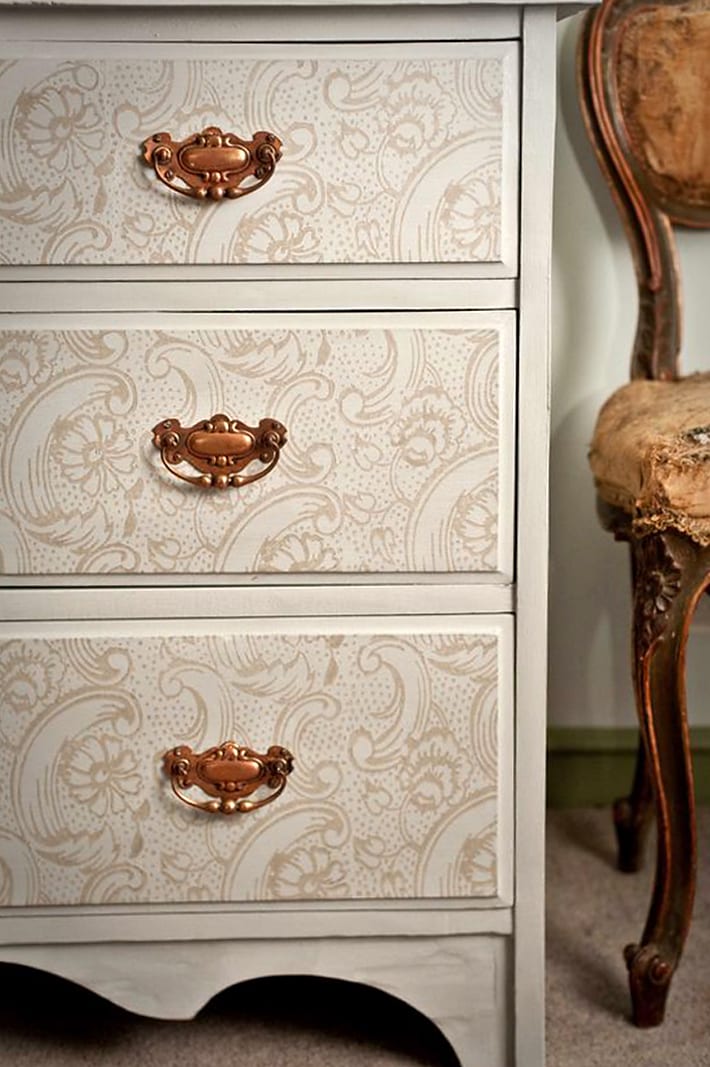 Patterned Paint Roller Furniture Makeover