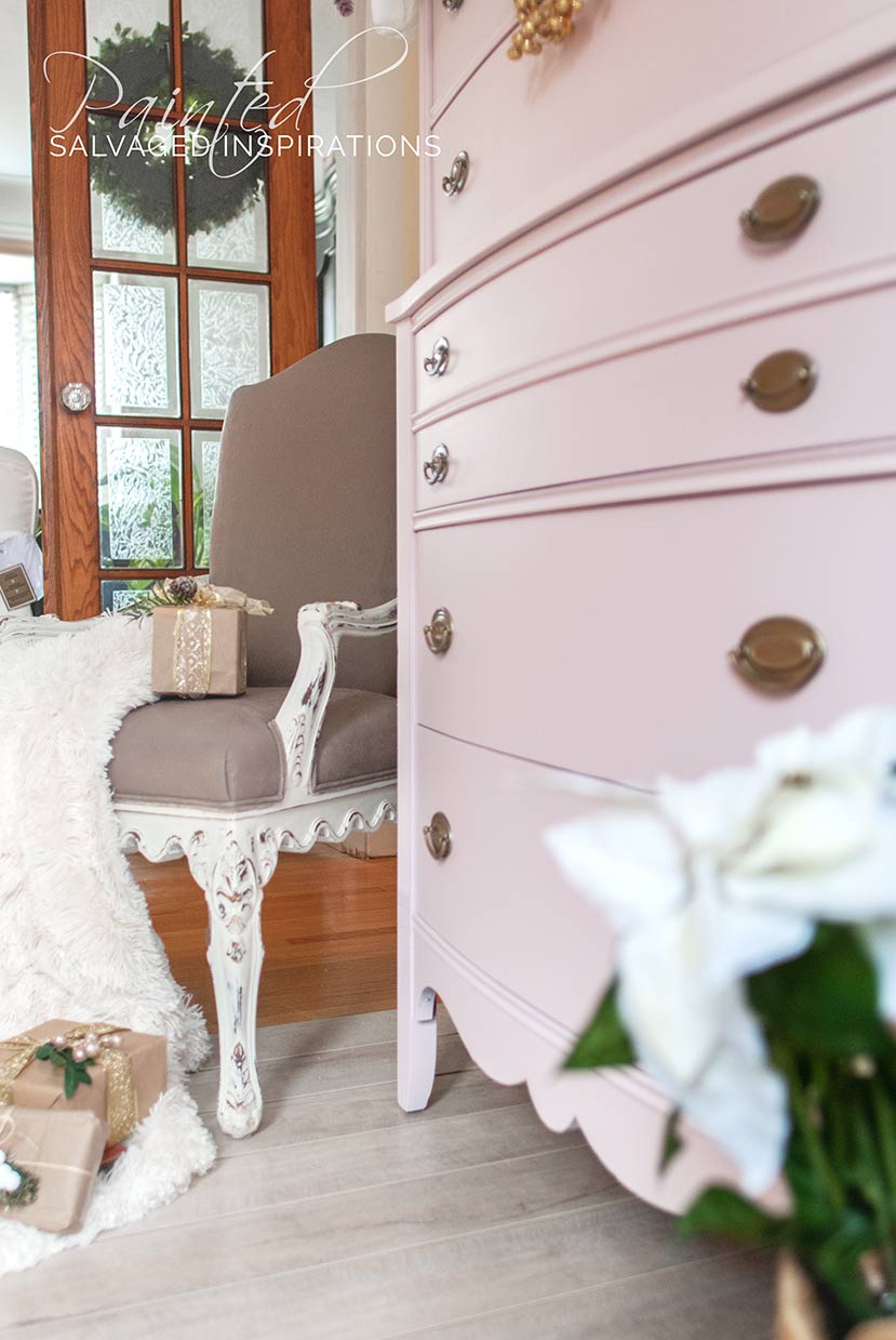 Christmas Dresser Pink Champagne