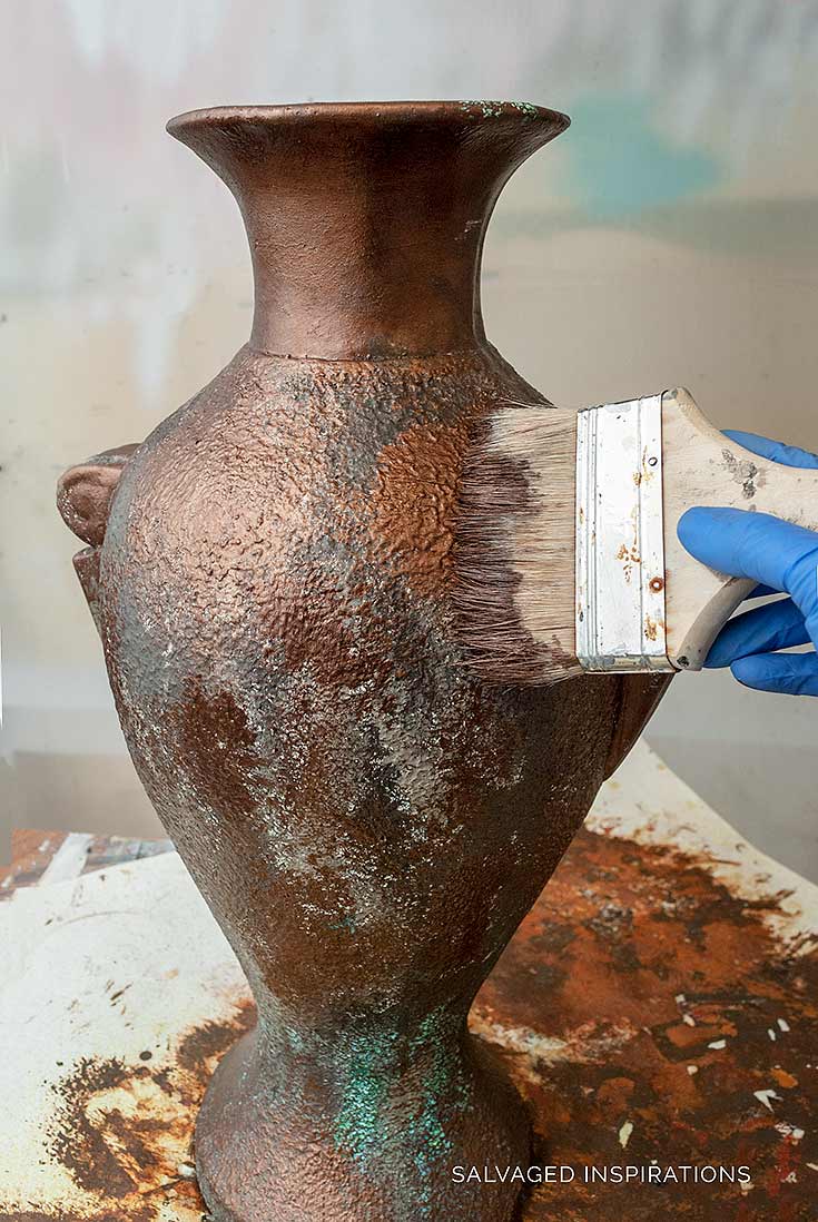 Painting Vase with Dixie Belle Bronze Patina Paint