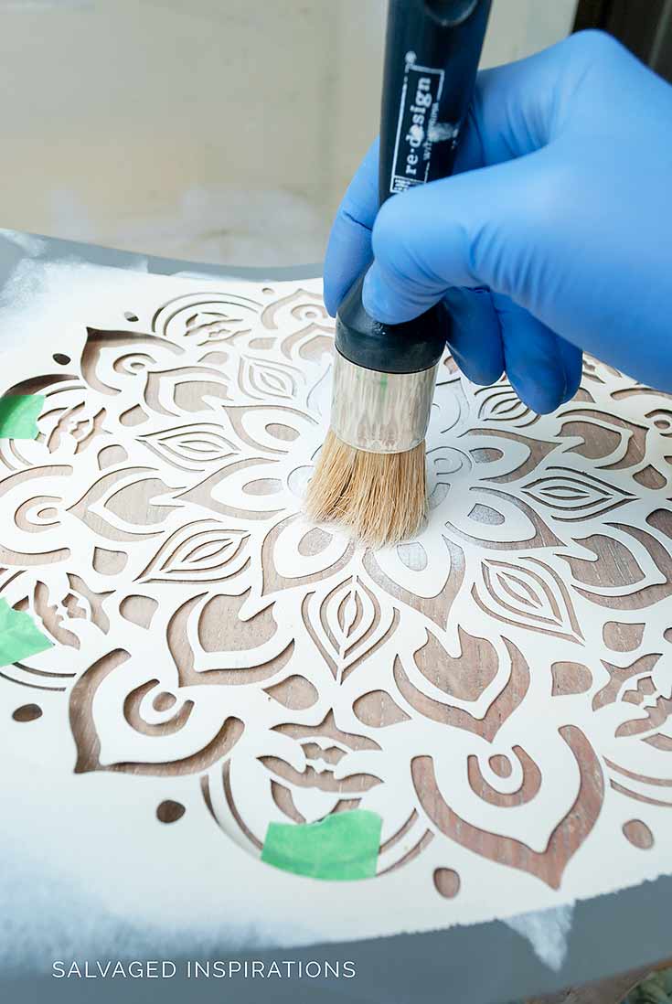 Stencilling Mandala on Wood Plant Stand