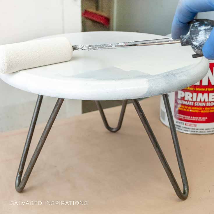 Priming w BIN Shellac Primer