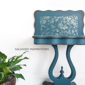 Spin and Flip Table w Rose Stencil IG