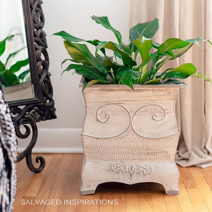 Dry Brushed Metal PlanterIG