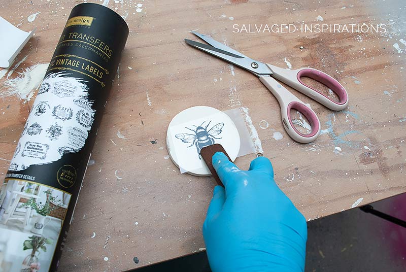 Classic Vintage Labels Bee Transfer