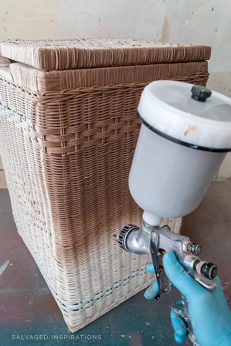 Painting Wicker w Dixie Belle Chocolate