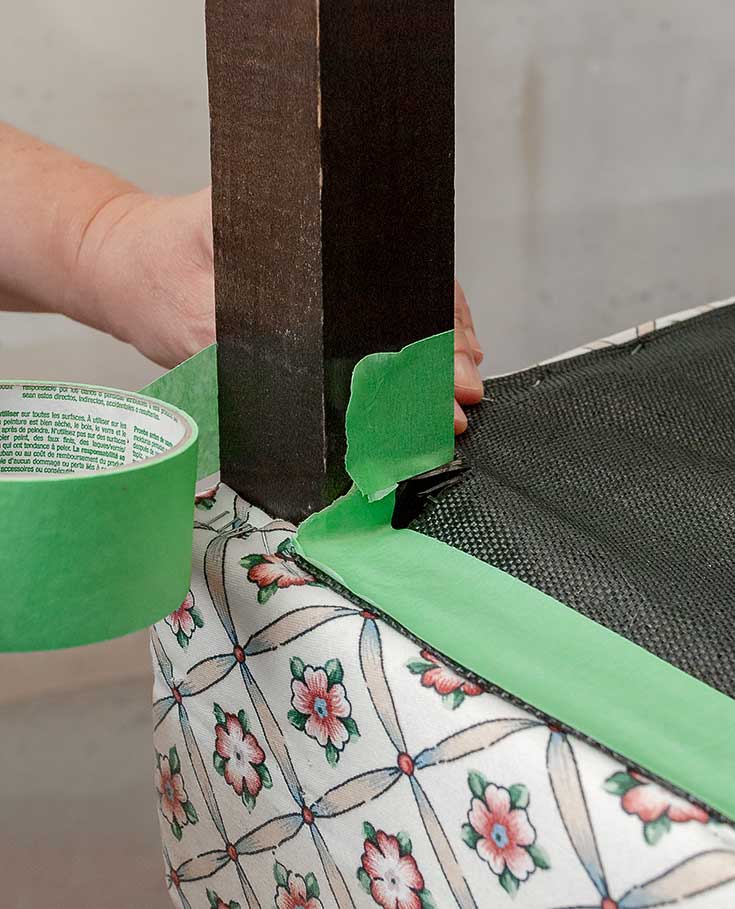 Masking Off The Legs Of Wingchair