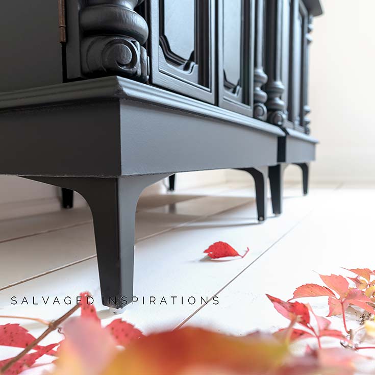 Close-Up-of-Metal-Feet-on-Sidetable-Makeover