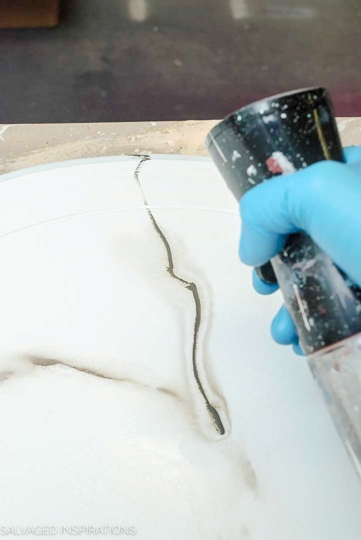 Misting Painted Marble Veins