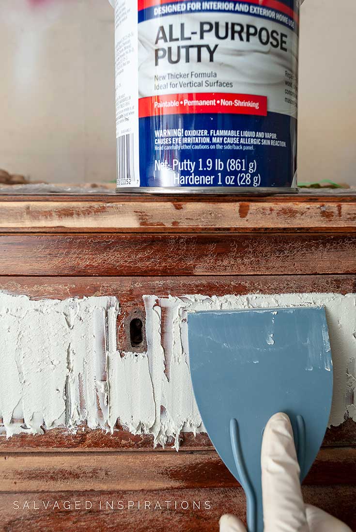 Filling Furniture w Bondo