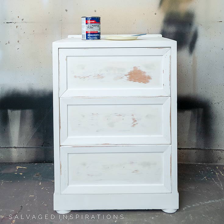 Filling Hardware Holes w Bondo