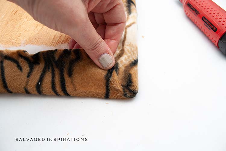 ReUpholster Chair Corners 3