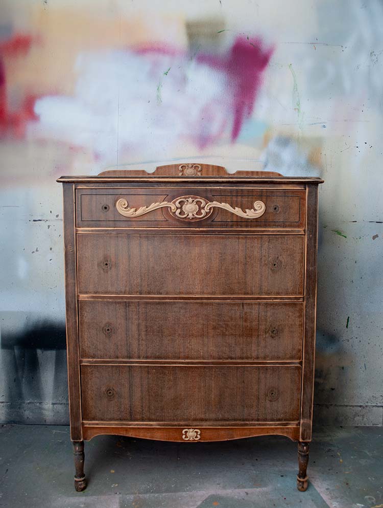 Dresser w Woodubend Appliques