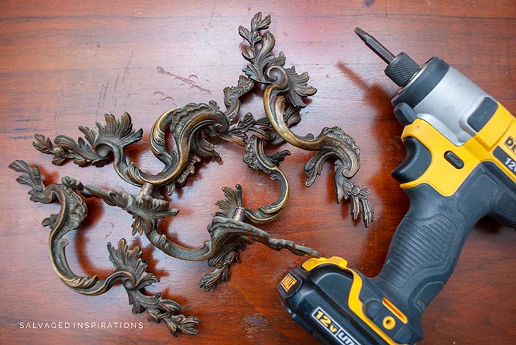 Dirty Vintage Hardware