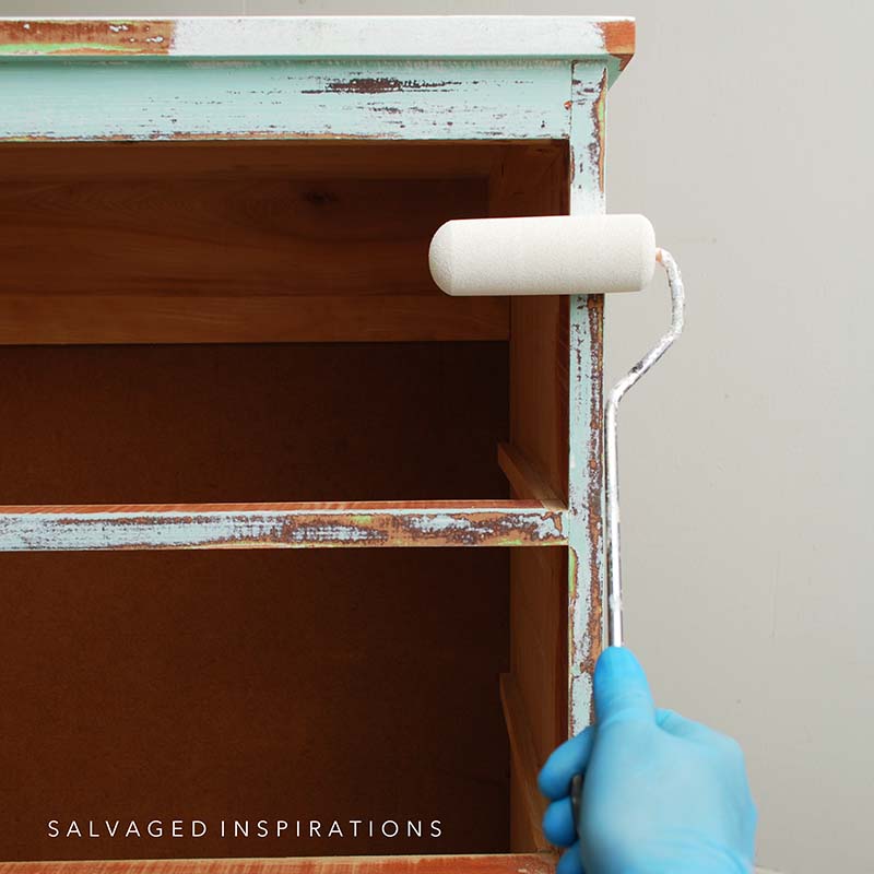 Priming Dresser w BIN Shellac Primer