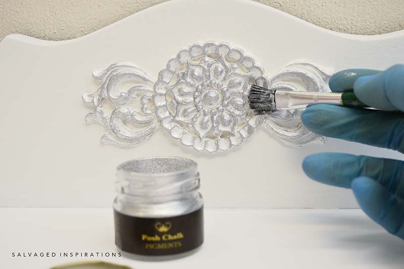 Painting Woodubend in Posh Chalk Pigments