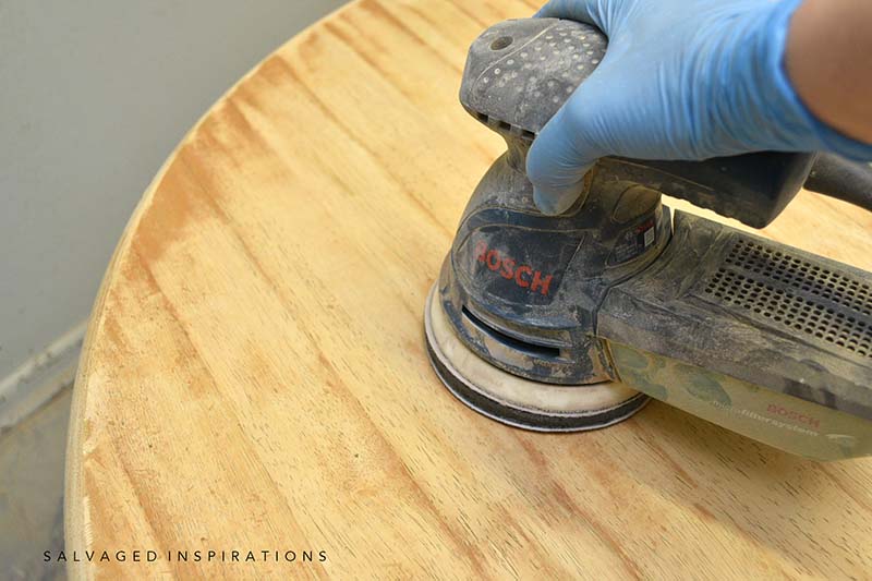 Sanding Wood Dining Table