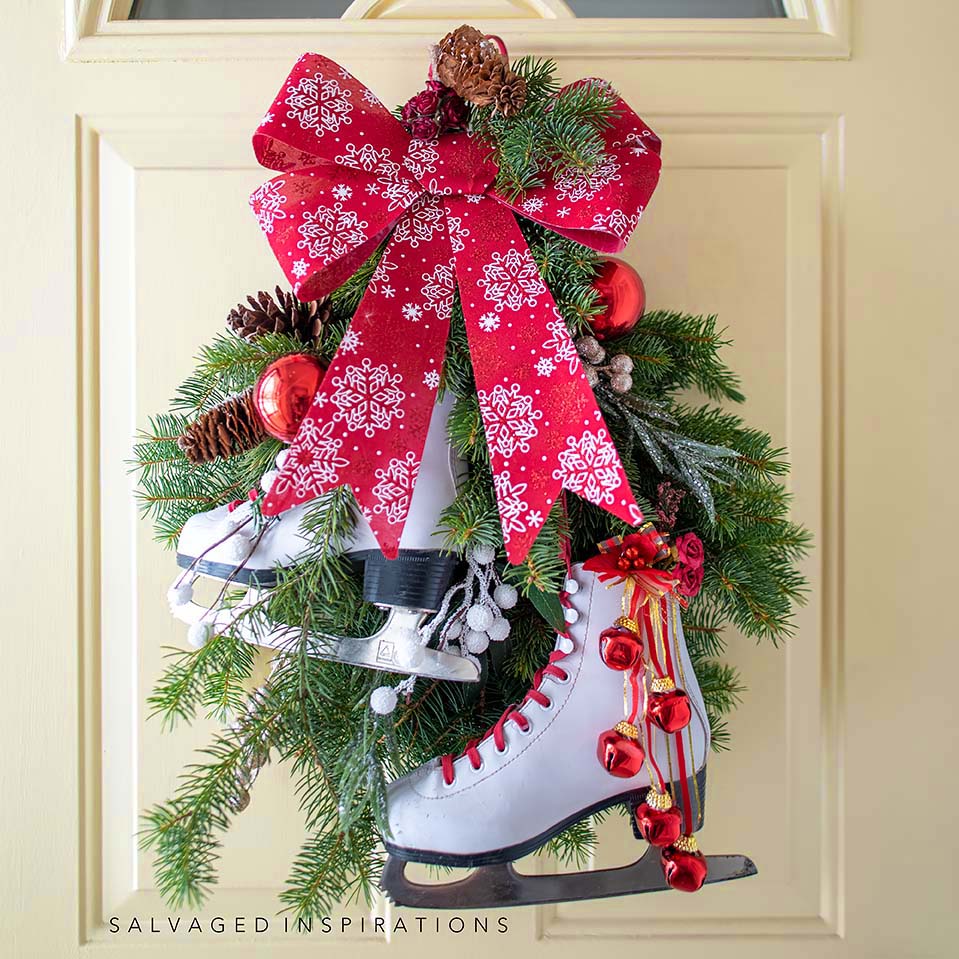 DIY Ice Skate Wreath on Door IG